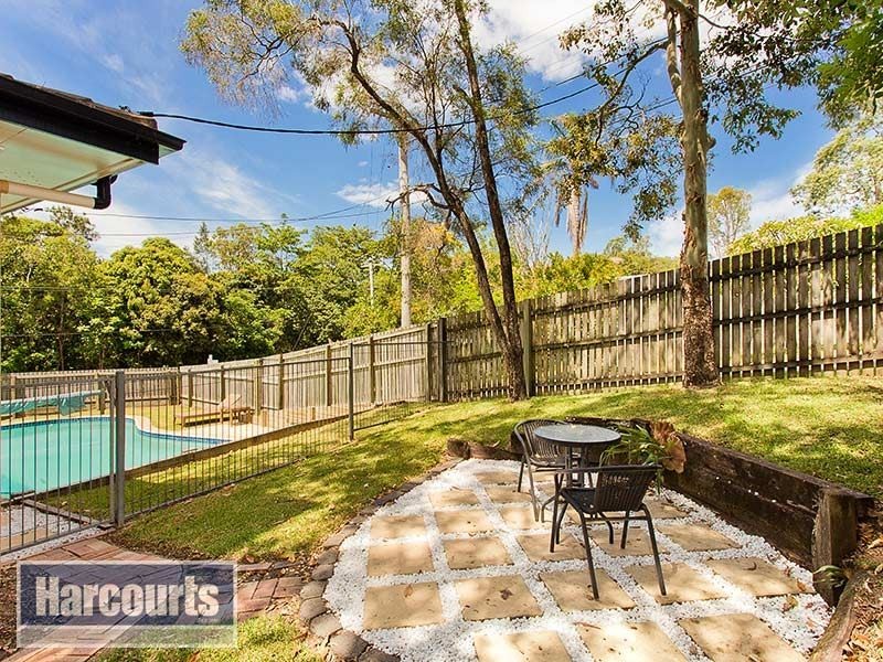 105 Yoorala Street, The Gap QLD 4061