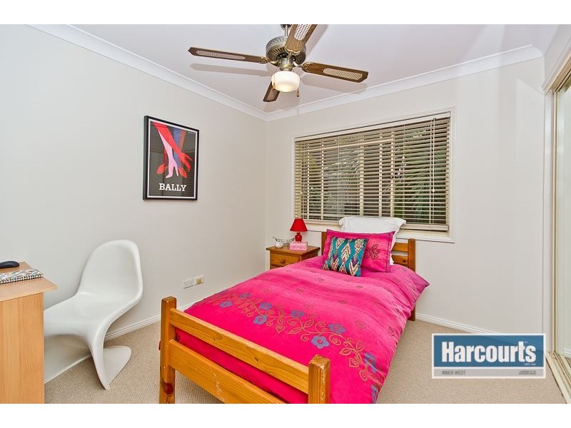 13/360 Simpsons Road, Bardon QLD 4065