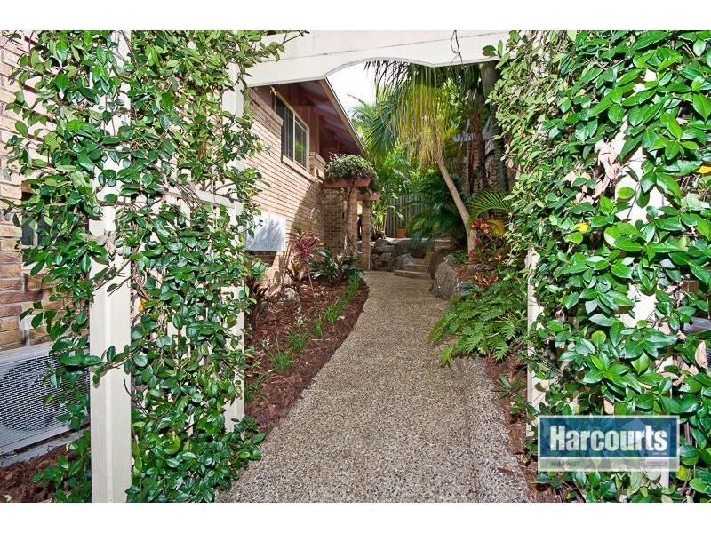 13/360 Simpsons Road, Bardon QLD 4065