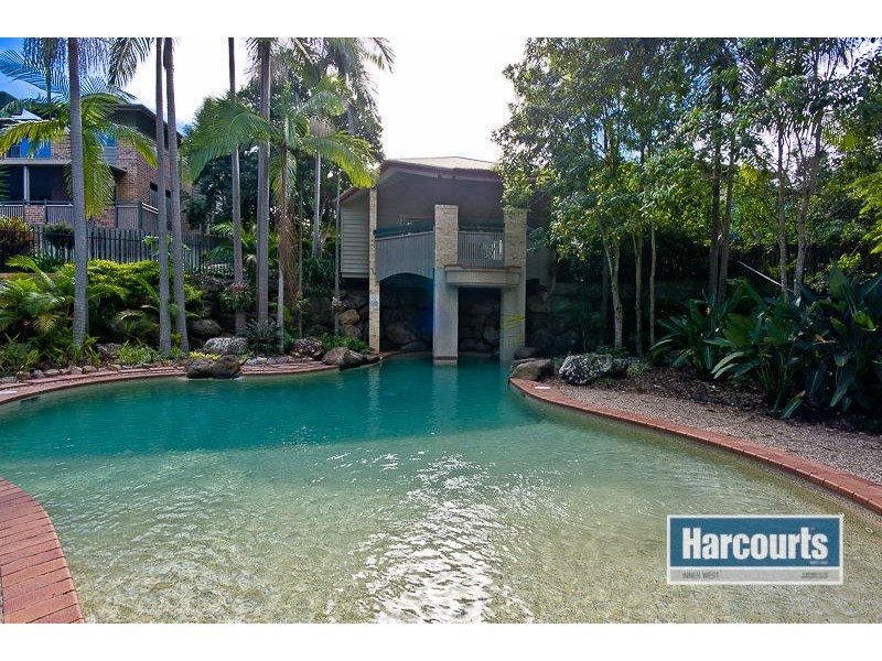 13/360 Simpsons Road, Bardon QLD 4065