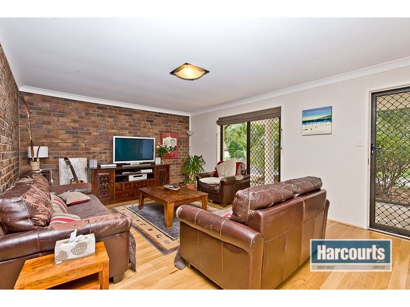 3 Worsley Street, The Gap QLD 4061