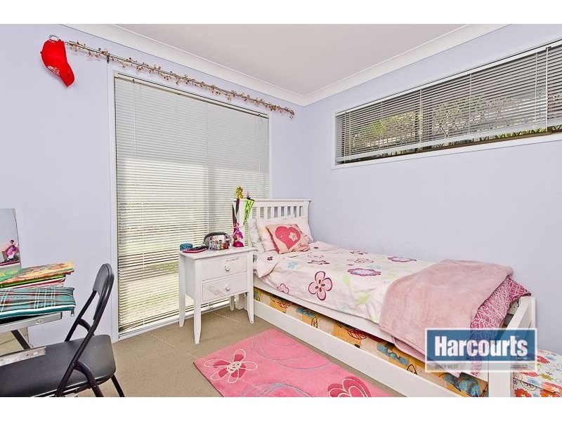 3 Worsley Street, The Gap QLD 4061