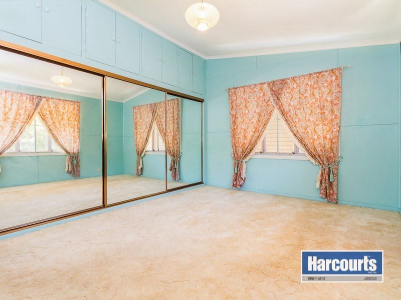 1 Ullin Street, The Gap QLD 4061