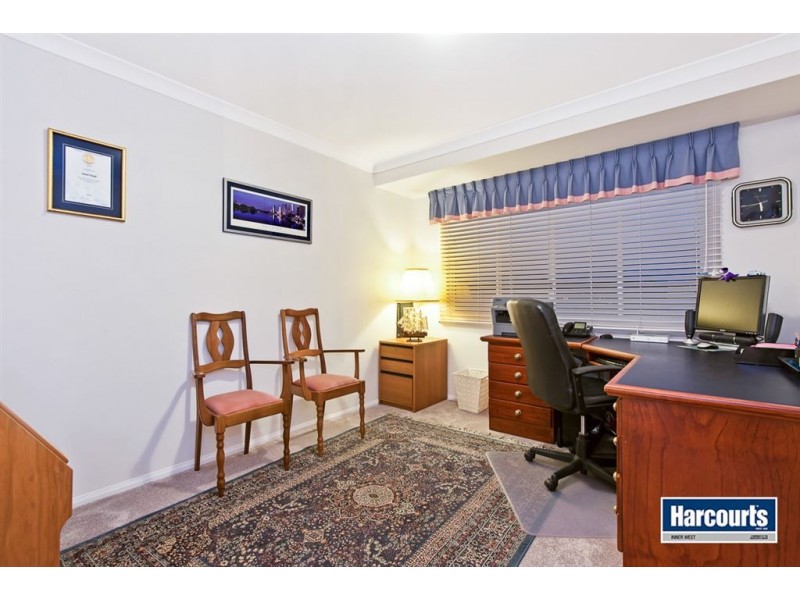 10 Jillinda Place, The Gap QLD 4061