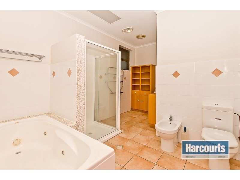 34 Cloghan Street, The Gap QLD 4061