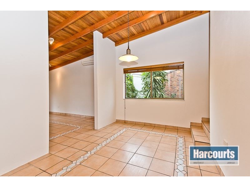 34 Cloghan Street, The Gap QLD 4061