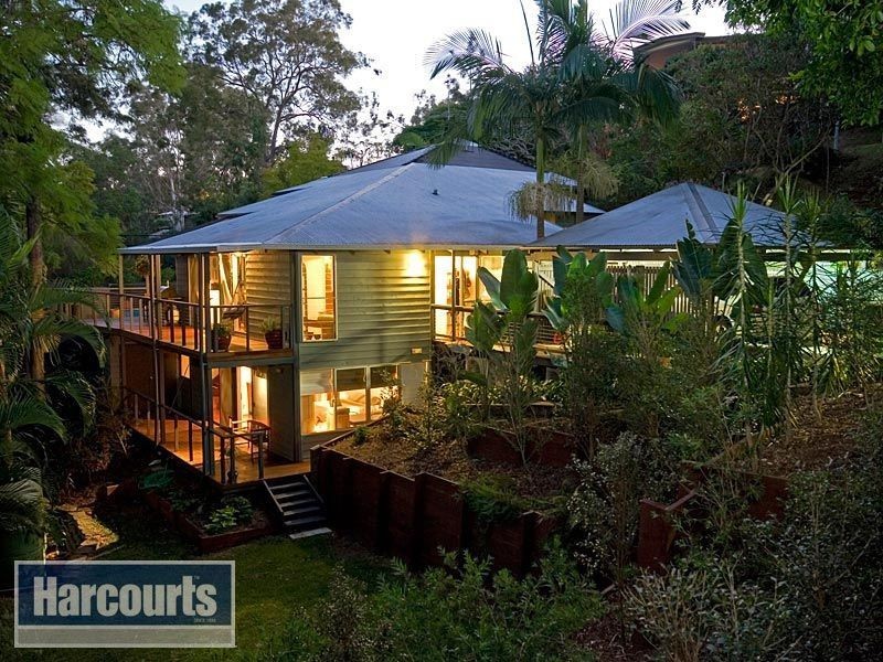 17 Greer Street, Bardon QLD 4065