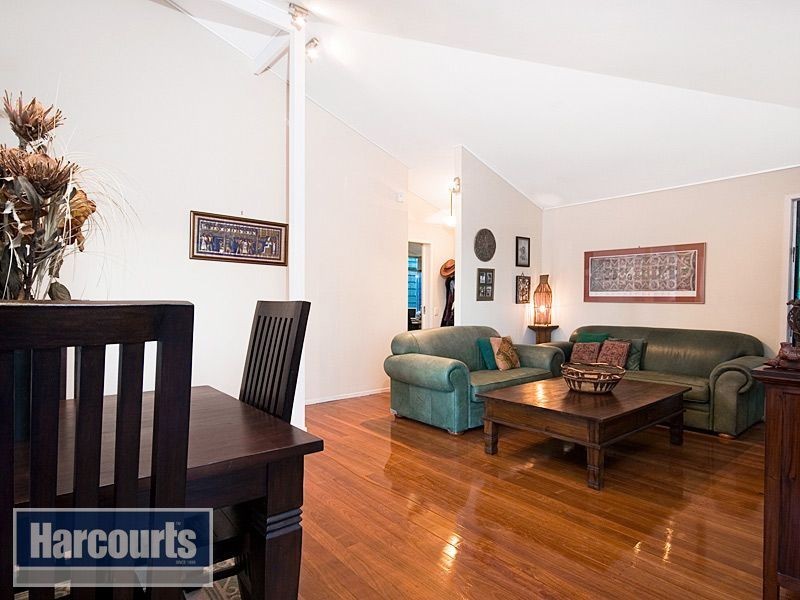 17 Greer Street, Bardon QLD 4065