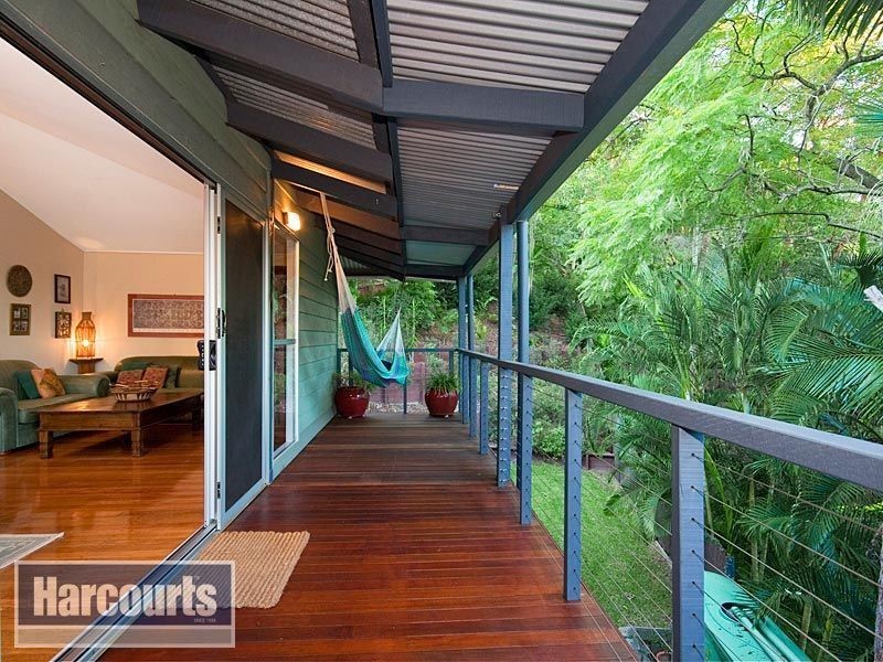 17 Greer Street, Bardon QLD 4065