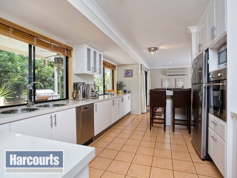 34 Doyle Place, The Gap QLD 4061