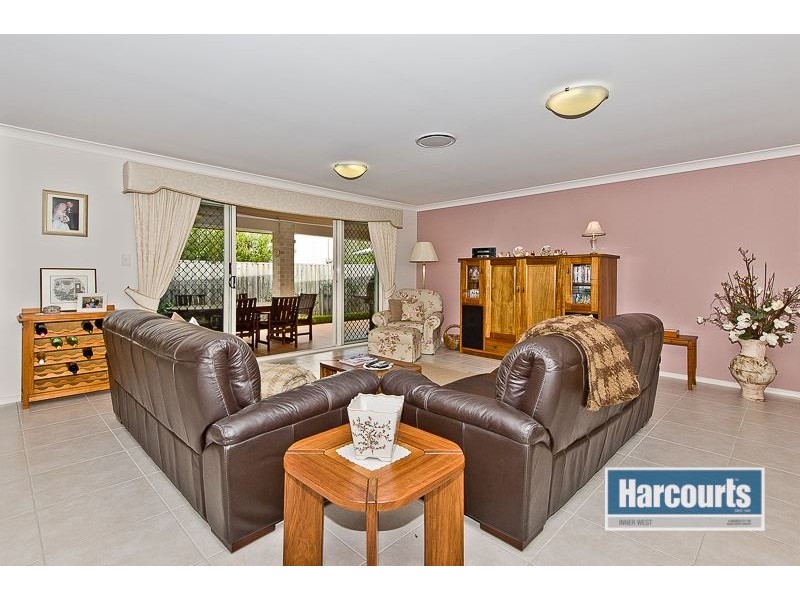 3 Parkview Drive, The Gap QLD 4061