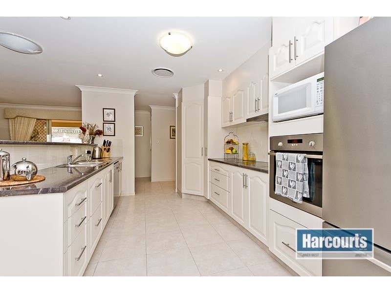 3 Parkview Drive, The Gap QLD 4061