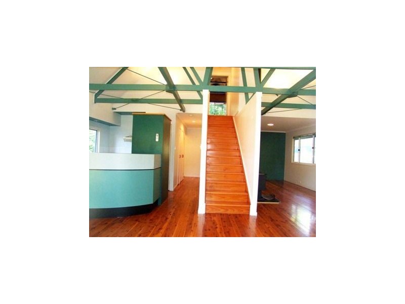 12 Dover St, Red Hill QLD 4059