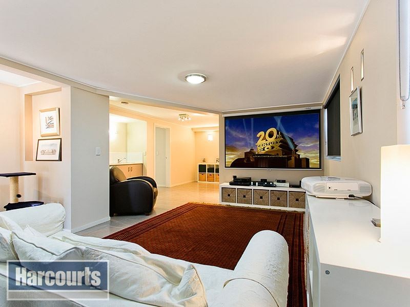 46 Bromwich Street, The Gap QLD 4061