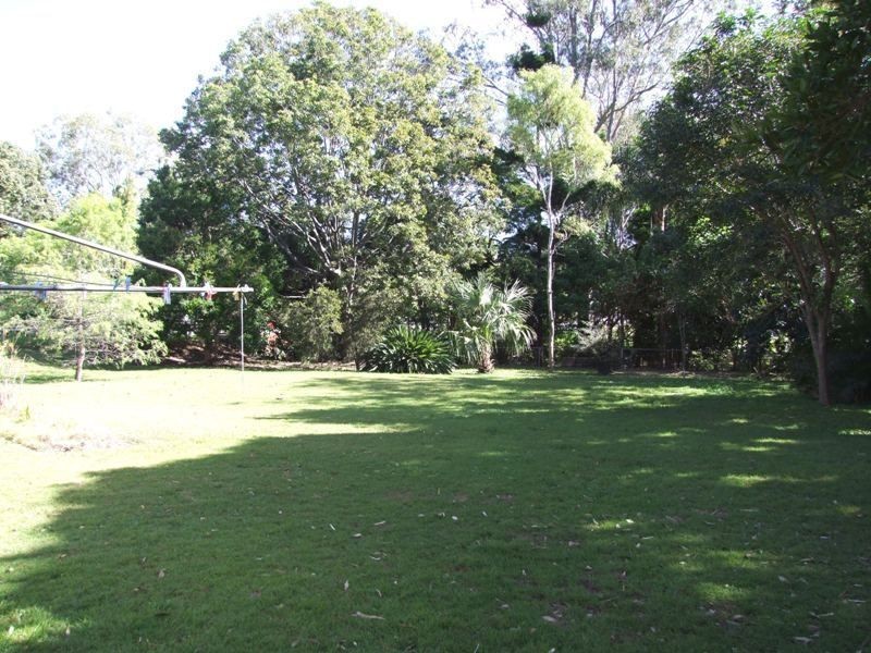 249 Fletcher Pde, Bardon QLD 4065