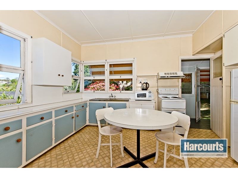 50 Frasers Road, Mitchelton QLD 4053