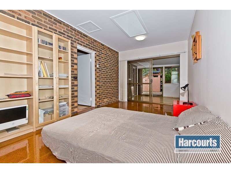 10 Ullin Street, The Gap QLD 4061