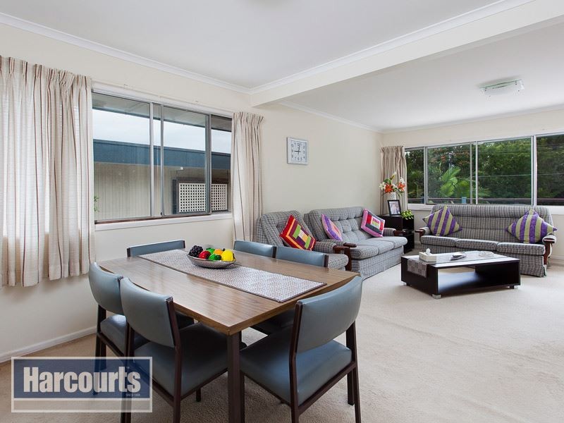 18 Ukamirra Court, Ferny Hills QLD 4055