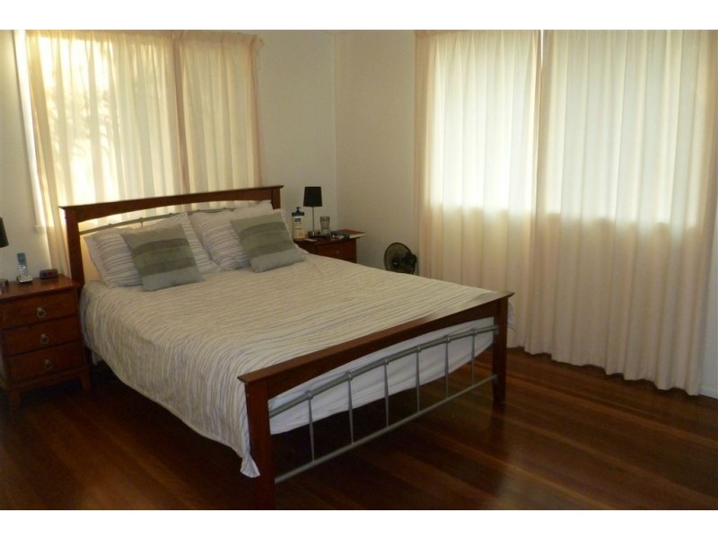 6 Tandara Street, The Gap QLD 4061