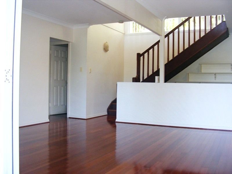 23 Chicester St, The Gap QLD 4061