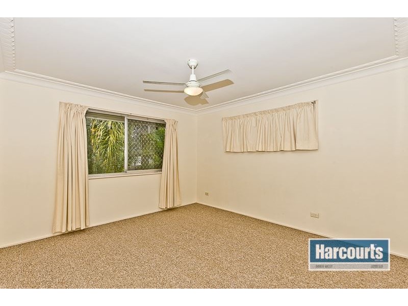 24 Glenella Street, The Gap QLD 4061