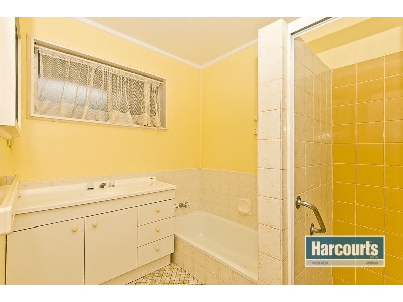 24 Glenella Street, The Gap QLD 4061