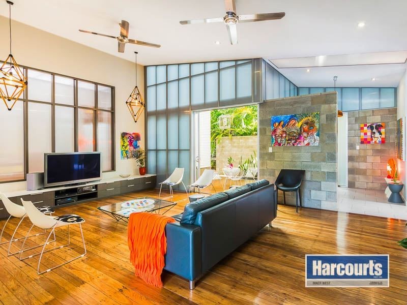 68 School Road, The Gap QLD 4061