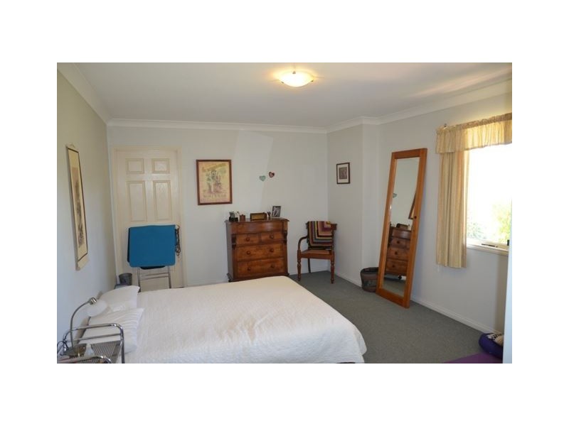 12 Drayton Place, The Gap QLD 4061