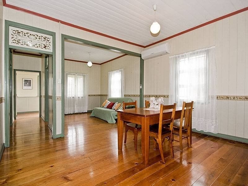 12 Holmesbrook Street, Ashgrove QLD 4060