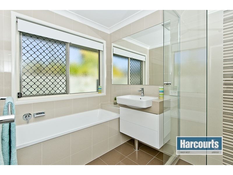 13 Redwood Place, The Gap QLD 4061