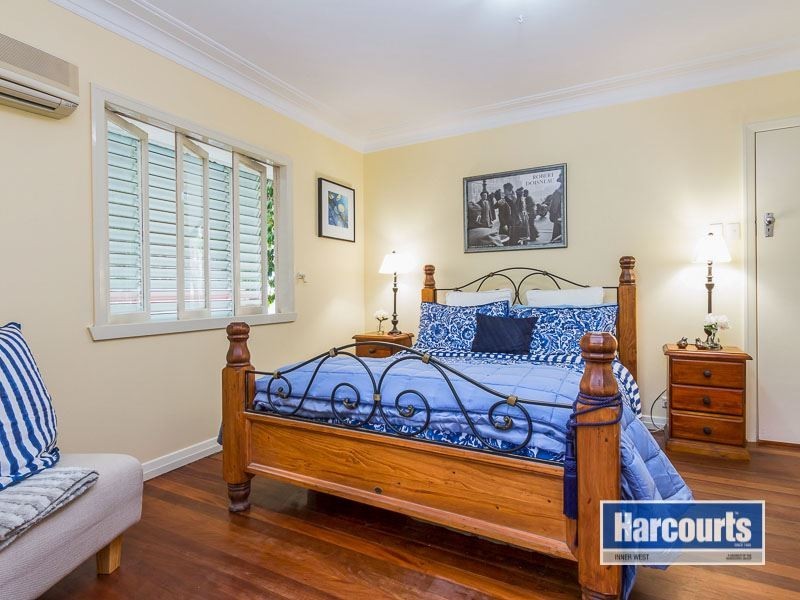 21 Bromwich Street, The Gap QLD 4061