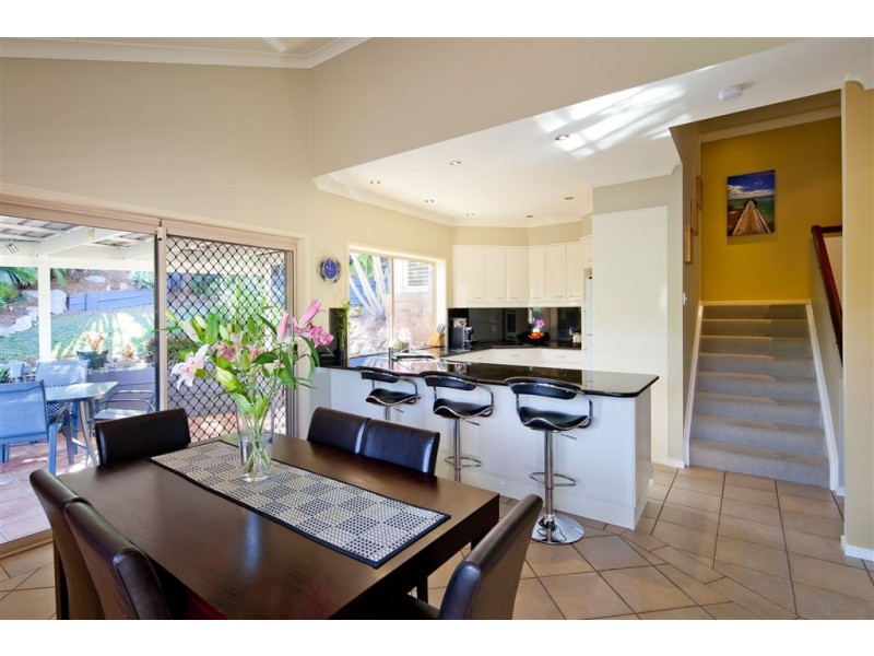 11 Saxonvale Place, The Gap QLD 4061