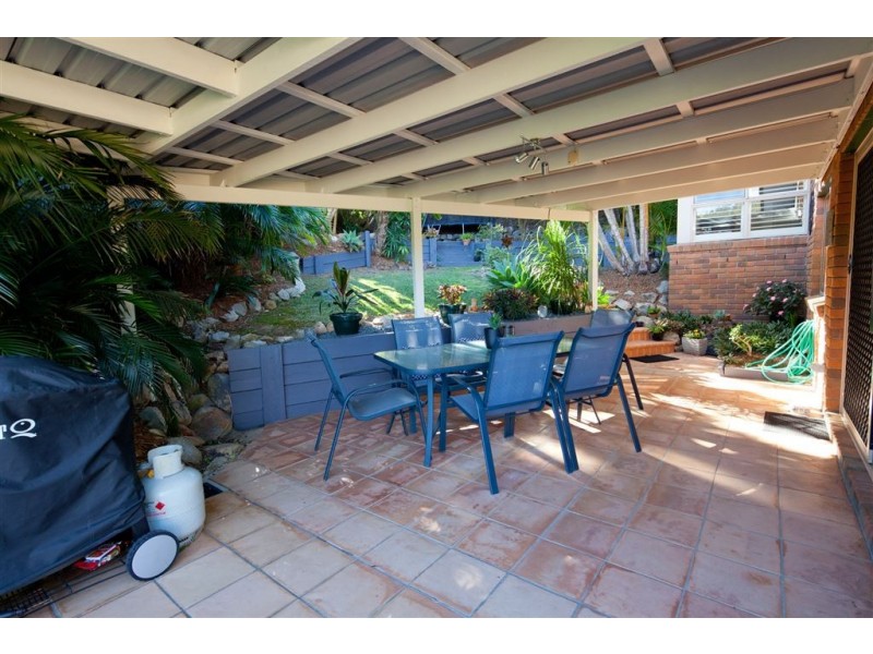 11 Saxonvale Place, The Gap QLD 4061