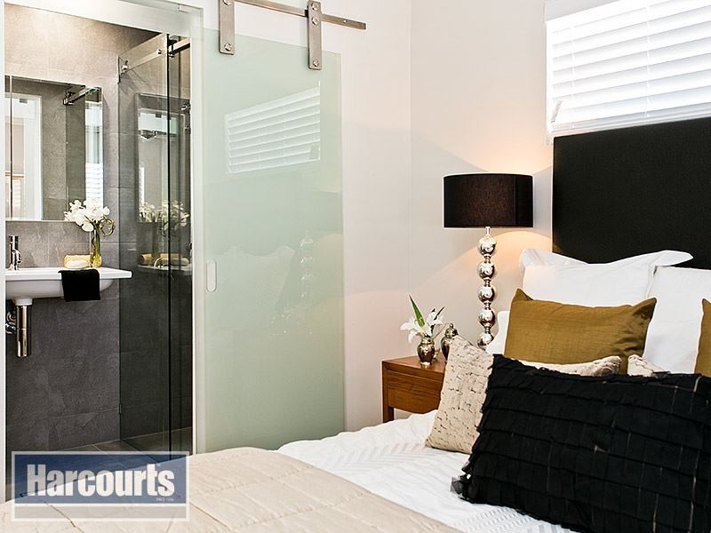 29 Gymea Street, The Gap QLD 4061