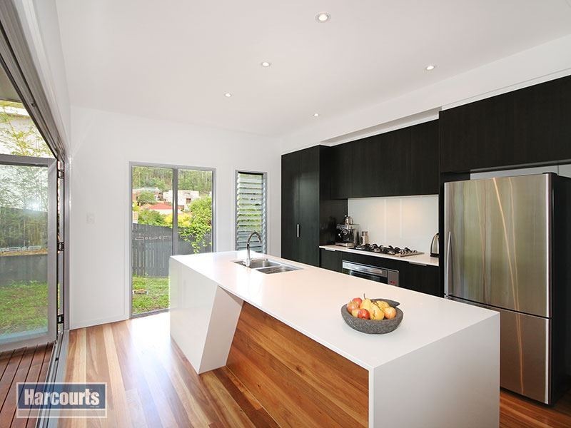 7 Kilbowie Street, The Gap QLD 4061
