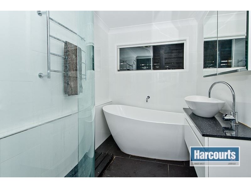 4 Habana Street, The Gap QLD 4061