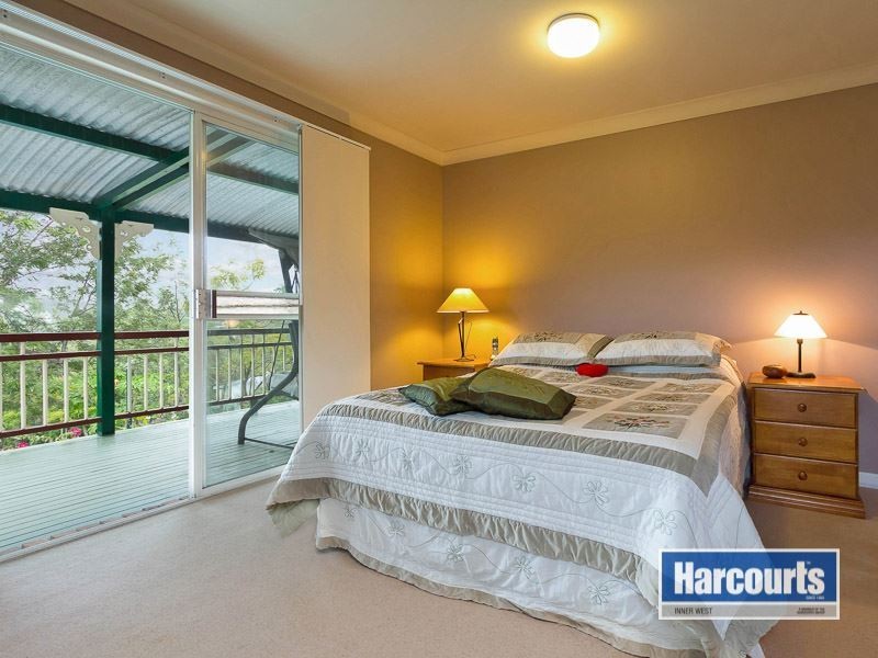 17 Toolara Street, The Gap QLD 4061