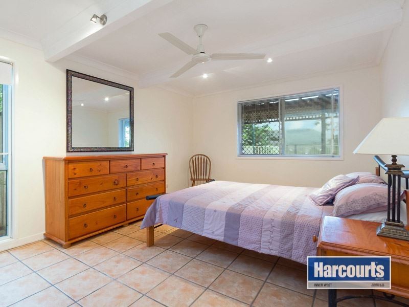 17 Toolara Street, The Gap QLD 4061