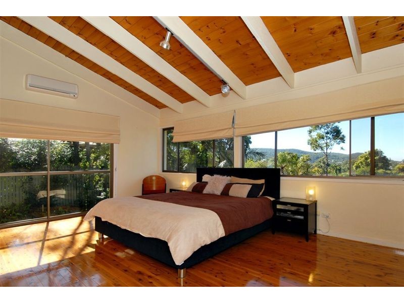 2 Ballybritt Street, The Gap QLD 4061