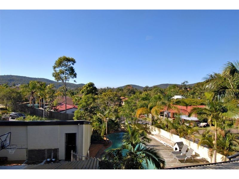 2 Ballybritt Street, The Gap QLD 4061