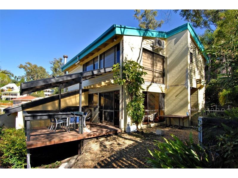 2 Ballybritt Street, The Gap QLD 4061