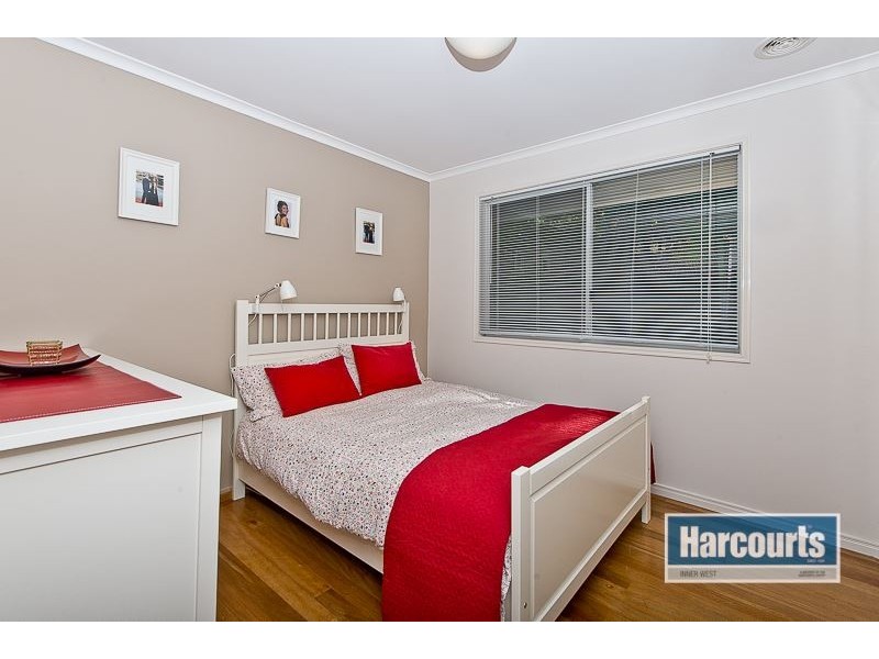 8 Gregsue Court, The Gap QLD 4061