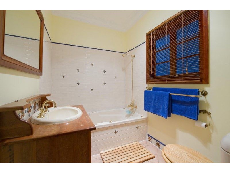 57 Atthow Avenue, Ashgrove QLD 4060