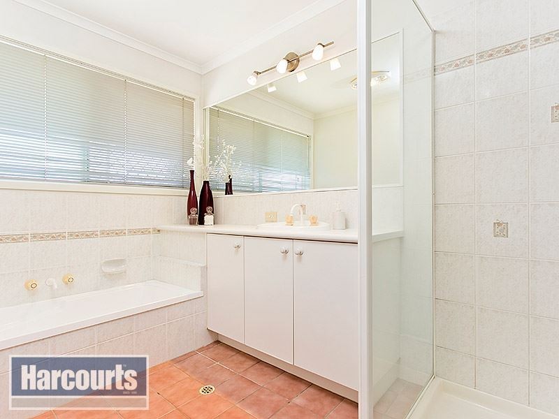 19 Maitland Street, Forest Lake QLD 4078