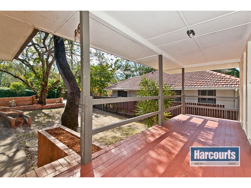 624 Waterworks Road, Ashgrove QLD 4060