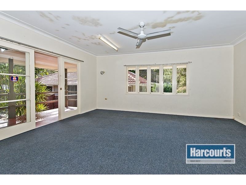 624 Waterworks Road, Ashgrove QLD 4060