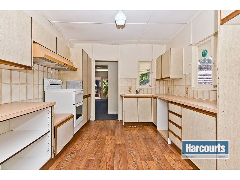 624 Waterworks Road, Ashgrove QLD 4060