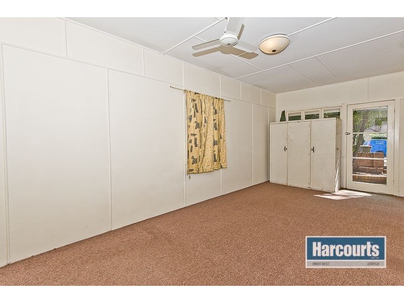 624 Waterworks Road, Ashgrove QLD 4060