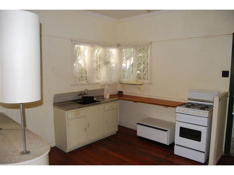 25 Ennever Street, Bardon QLD 4065