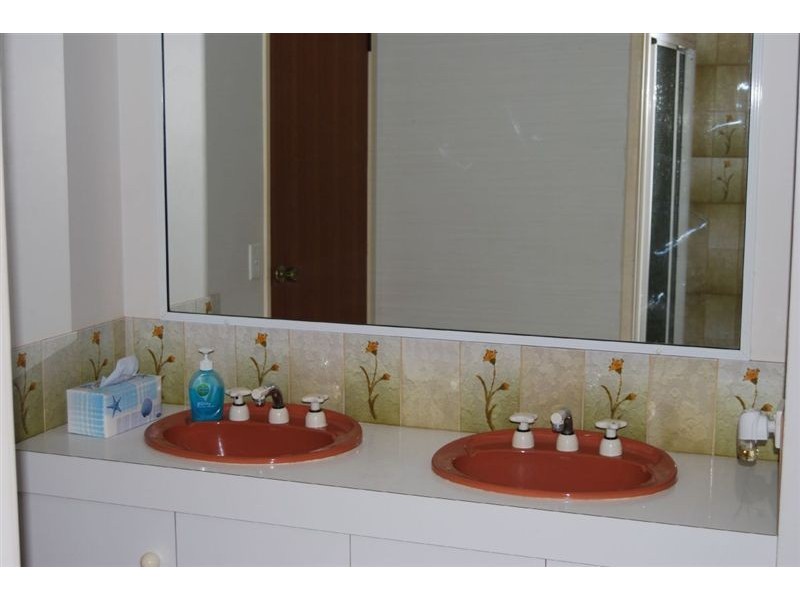 25 Harward Street, The Gap QLD 4061